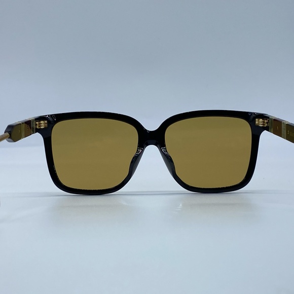 Gucci Novelty Square Sunglasses - Picture 6 of 10